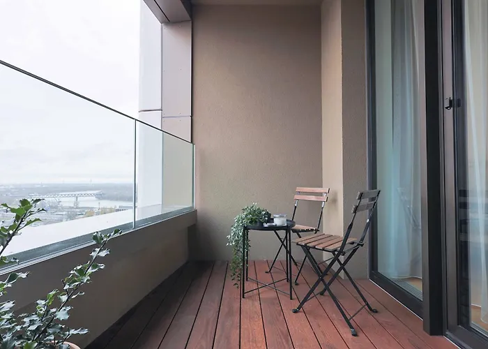 Skypark Tower 4, Free Parking And Beautiful Views * Bratislava