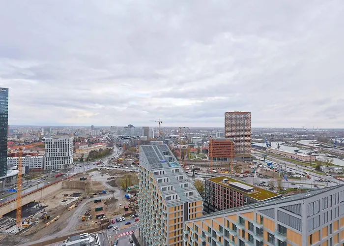 Skypark Tower 4, Free Parking And Beautiful Views Bratislava